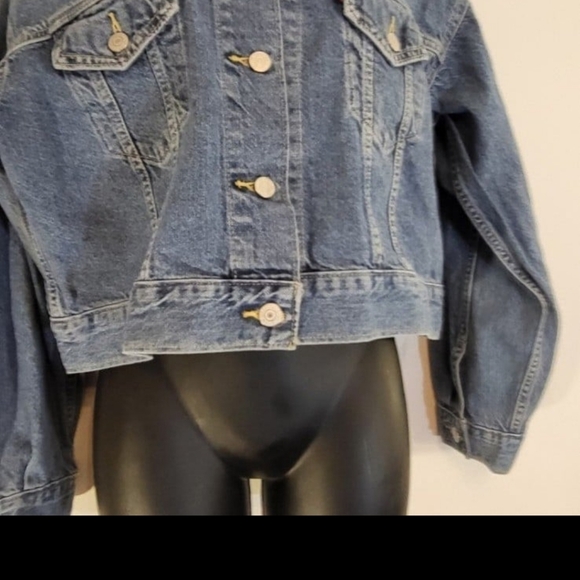 Levi's Trucker cropped relaxed Jacket Size Small nwt $89.50 - Picture 7 of 10